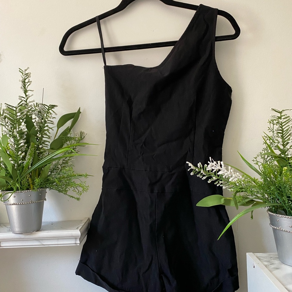 one the shoulder one piece